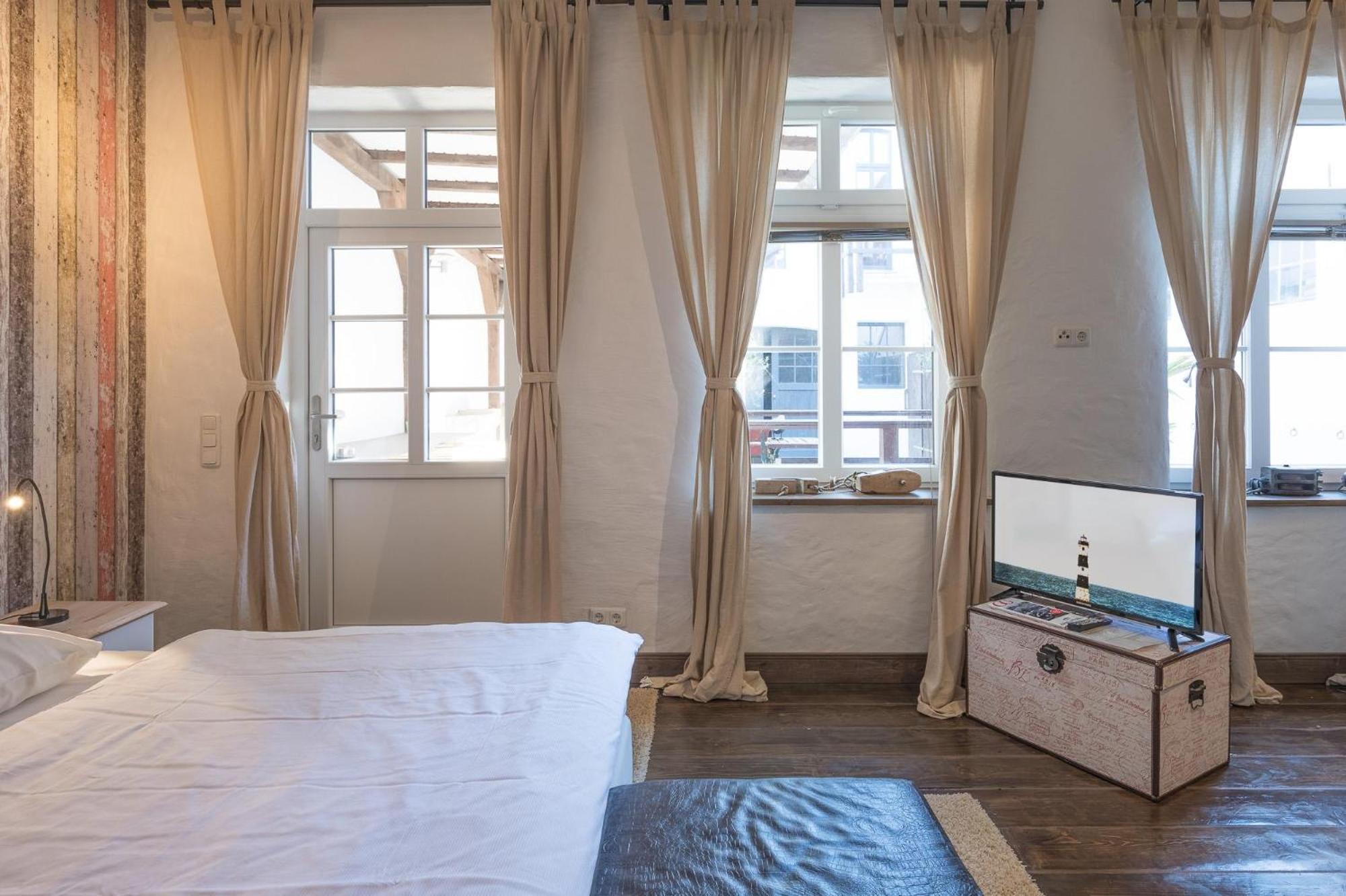 Lodge Am Oxenweg - Zimmer 4 هوسوم المظهر الخارجي الصورة